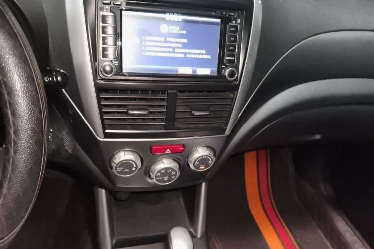 Used Subaru Forester 2011 2.0 XS Automatic Luxury Edition Audio And AC Panel