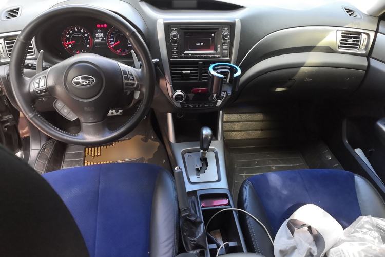Used Subaru Forester 2011 2.5T S-EDITION Automatic Luxury Edition Center Console