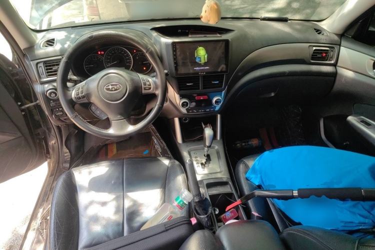 Used Subaru Forester 2011 2.5XS Automatic Luxury Edition Center Console
