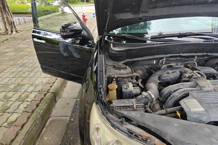 Used Subaru Forester 2011 2.5XS Automatic Luxury Edition Engine Bay Right