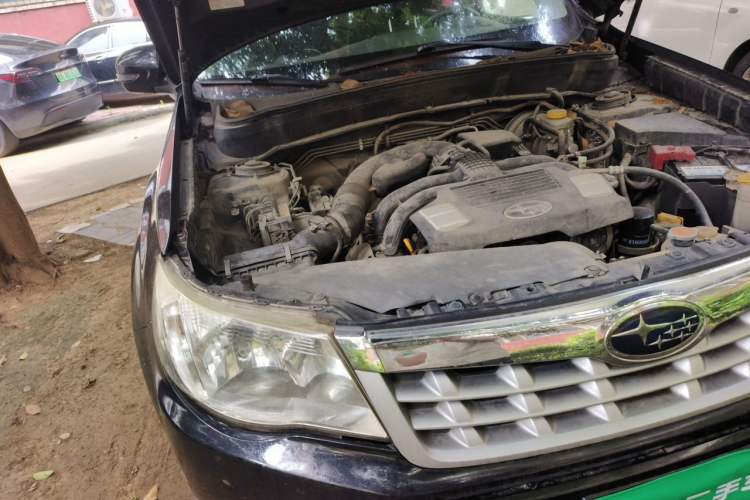 Used Subaru Forester 2011 2.0 XS Automatic Luxury Edition Engine Bay Right
