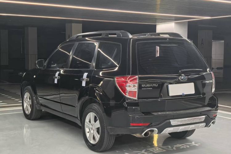 Used Subaru Forester 2011 2.0X Manual Comfort Edition Exterior 3