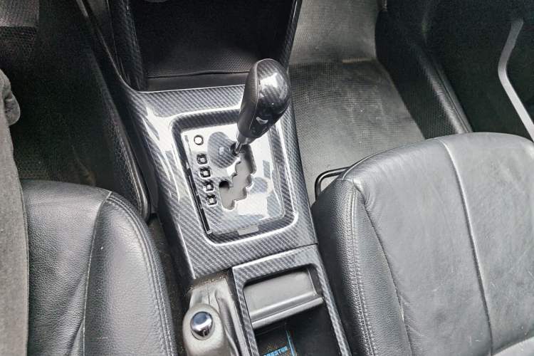 Used Subaru Forester 2011 2.5XS Automatic Luxury Edition Gear Lever