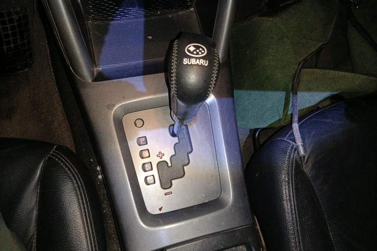 Used Subaru Forester 2011 2.5XS Automatic Luxury Edition Gear Lever