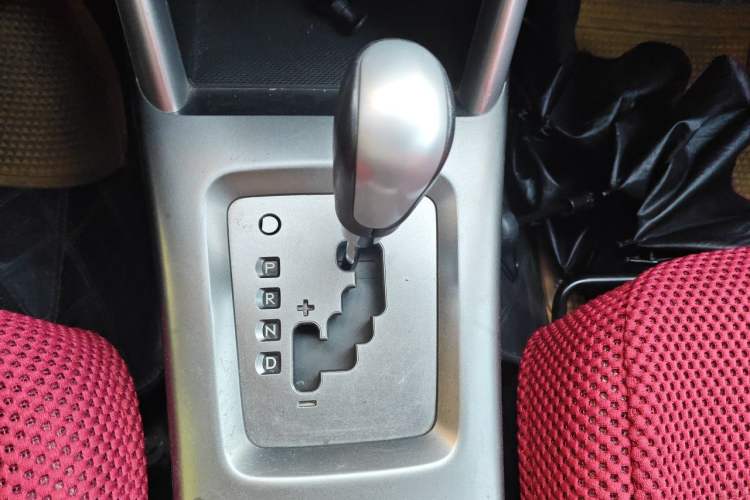 Used Subaru Forester 2011 2.5XS Automatic Luxury Edition Gear Lever