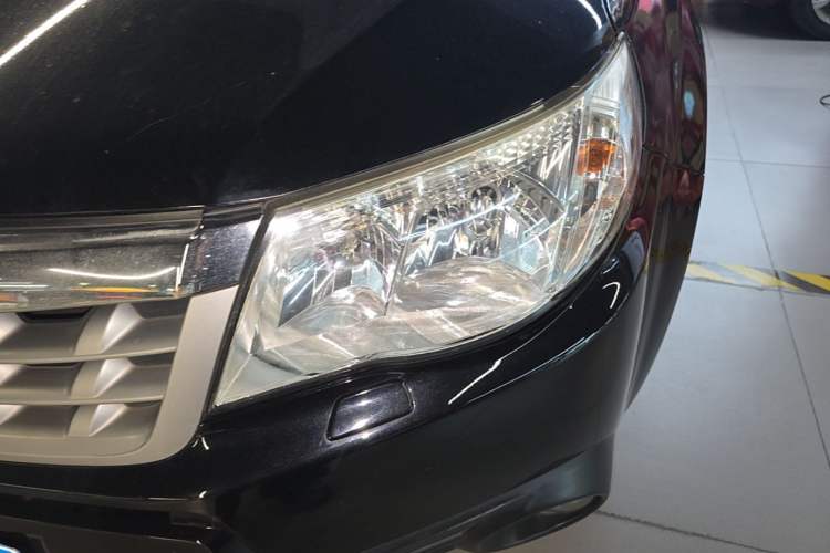 Used Subaru Forester 2011 2.5XS Automatic Luxury Edition Left Front Headlight