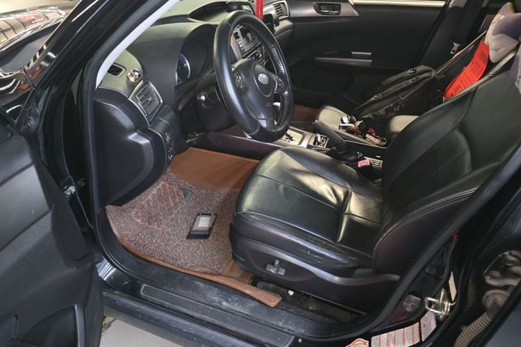 Used Subaru Forester 2011 2.5XS Automatic Luxury Edition Left Front Seat