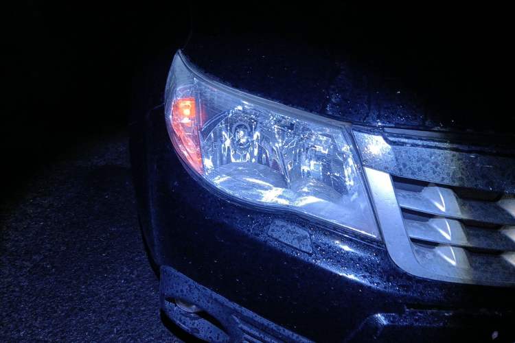 Used Subaru Forester 2011 2.5XS Automatic Luxury Edition Right Front Headlight