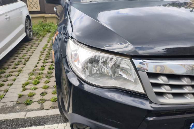Used Subaru Forester 2011 2.5XT Automatic Luxury Navigation Edition Right Front Headlight