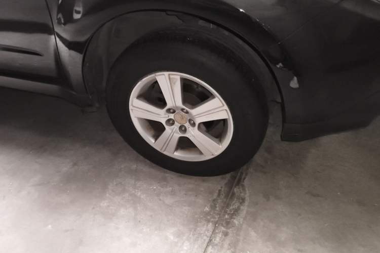 Used Subaru Forester 2011 2.0 XS Automatic Luxury Edition Right Front Wheel Hub