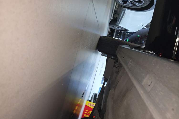 Used Subaru Forester 2011 2.5XS Automatic Luxury Edition Right Side Sill