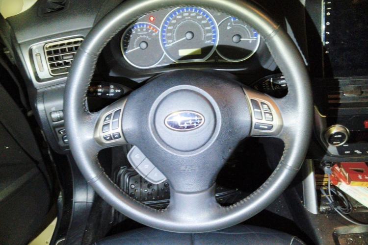Used Subaru Forester 2011 2.5XS Automatic Luxury Edition Steering Wheel