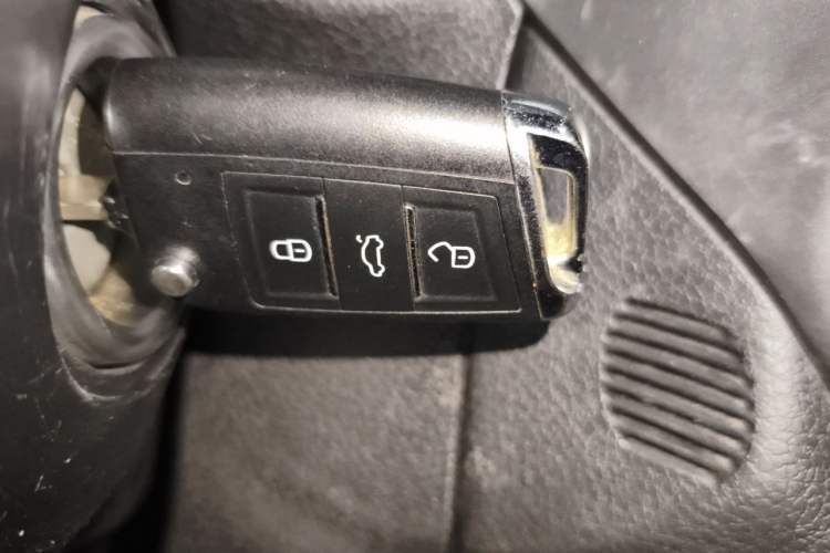 Used Subaru Forester 2011 2.0 XS Automatic Luxury Edition Vehicle Key