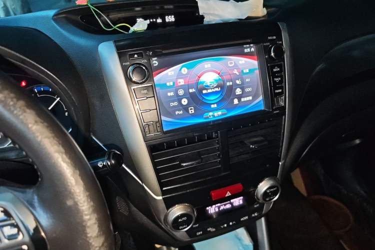 Used Subaru Forester 2011 2.5XS Automatic Deluxe Navigation Edition Audio And AC Panel