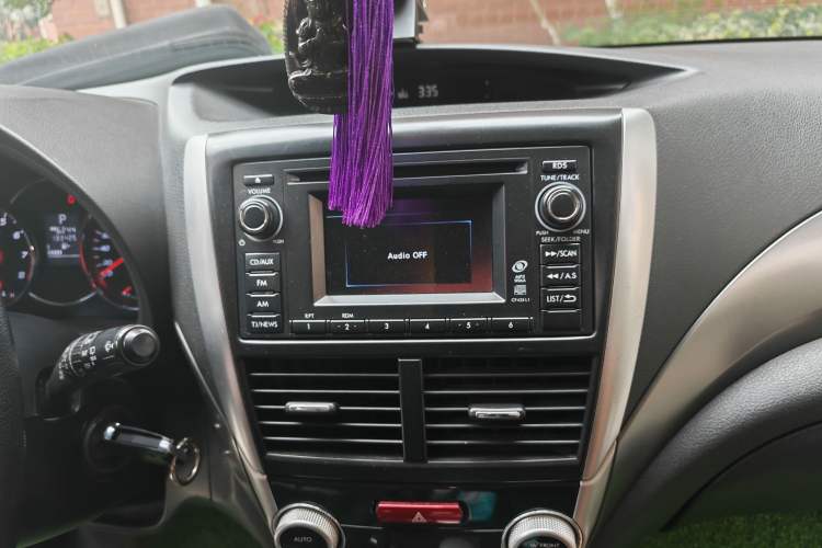 Used Subaru Forester  Audio And AC Panel