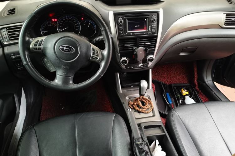 Used Subaru Forester 2011 2.5XS Automatic Luxury Edition Center Console