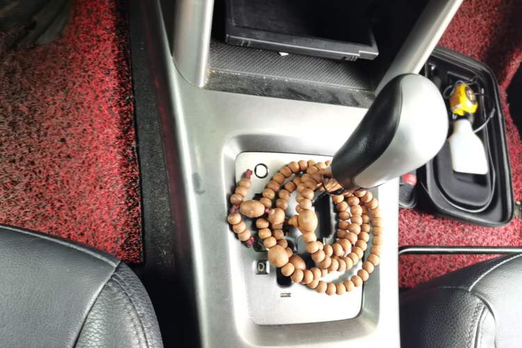 Used Subaru Forester 2011 2.5XS Automatic Luxury Edition Gear Lever