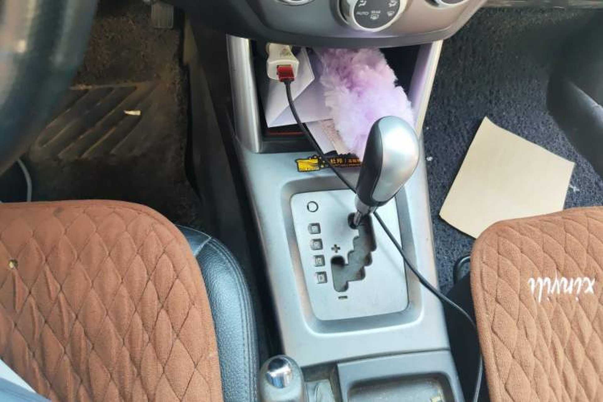 Used Subaru Forester 2011 2.0 XS Automatic Luxury Edition Gear Lever