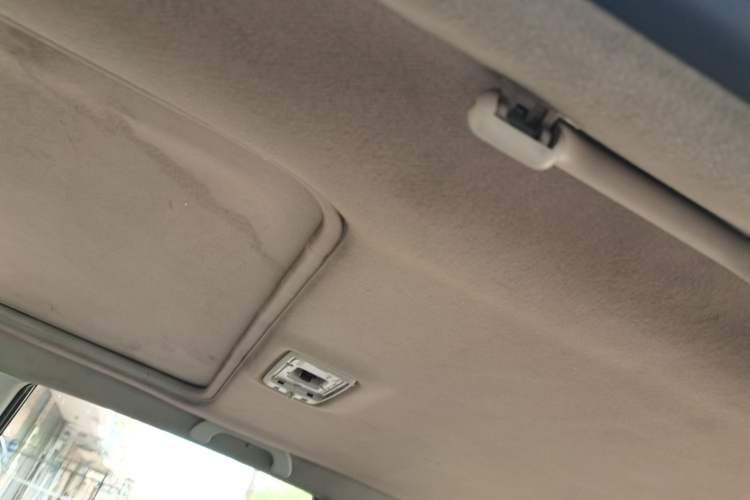 Used Subaru Forester 2011 2.5XS Automatic Luxury Edition Headliner