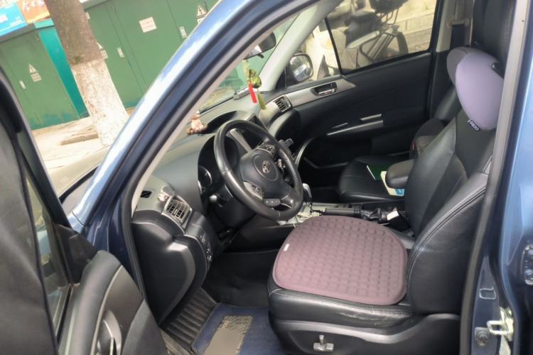 Used Subaru Forester 2011 2.5XS Automatic Luxury Edition Left Front Seat