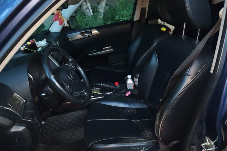 Used Subaru Forester 2011 2.5XS Automatic Deluxe Navigation Edition Left Front Seat