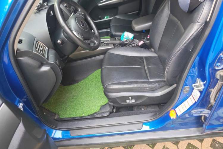 Used Subaru Forester  Left Front Seat