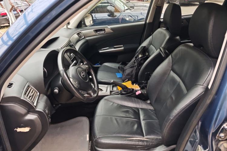 Used Subaru Forester 2011 2.5XS Automatic Luxury Edition Left Front Seat