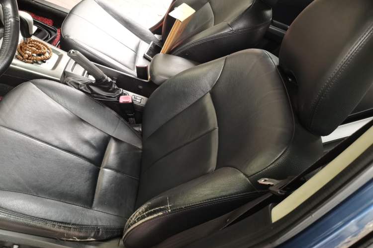 Used Subaru Forester 2011 2.5XS Automatic Luxury Edition Left Front Seat