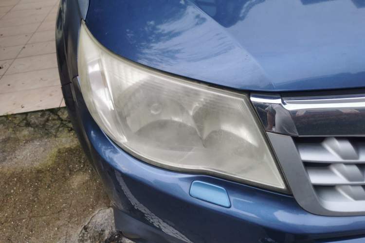 Used Subaru Forester 2011 2.5XS Automatic Luxury Edition Right Front Headlight