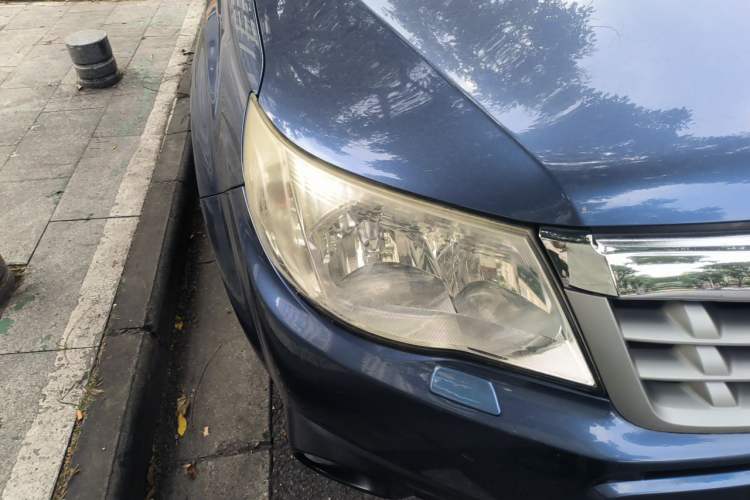 Used Subaru Forester 2011 2.5XS Automatic Luxury Edition Right Front Headlight