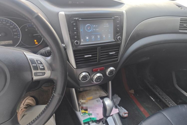 Used Subaru Forester 2011 2.0 XS Automatic Luxury Edition Audio And AC Panel
