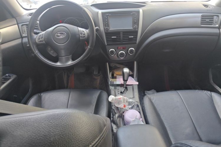 Used Subaru Forester 2011 2.0 XS Automatic Luxury Edition Center Console