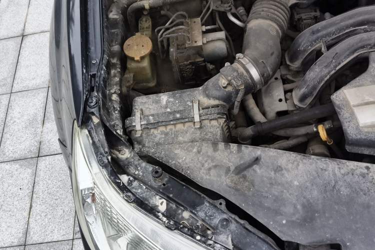 Used Subaru Forester 2011 2.5XS Automatic Luxury Edition Engine Bay Right