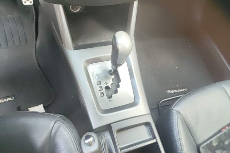 Used Subaru Forester 2011 2.5XS Automatic Luxury Edition Gear Lever