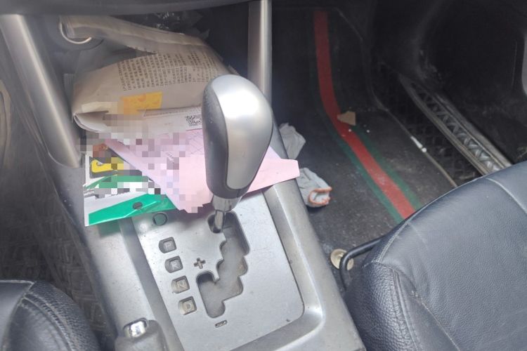 Used Subaru Forester 2011 2.0 XS Automatic Luxury Edition Gear Lever