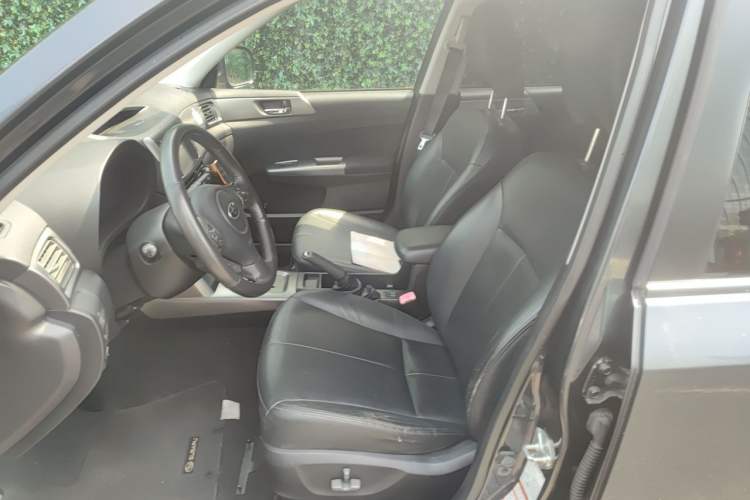 Used Subaru Forester 2011 2.5XS Automatic Luxury Edition Left Front Seat