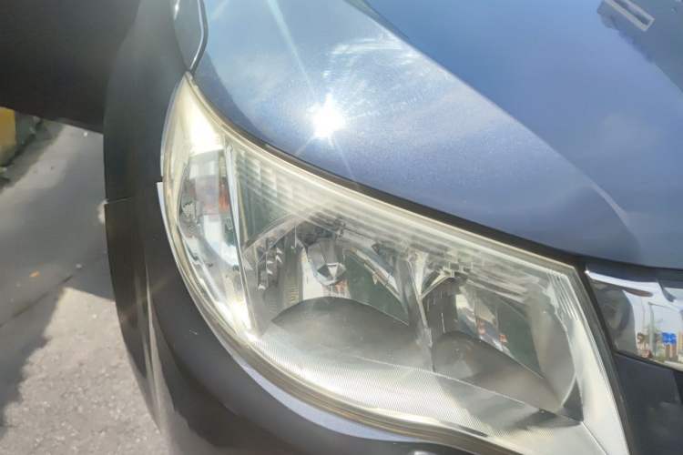 Used Subaru Forester 2011 2.5XS Automatic Luxury Edition Right Front Headlight