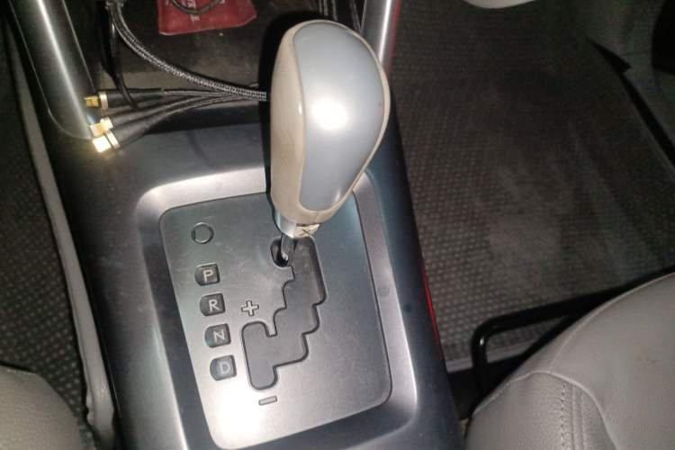 Used Subaru Forester 2011 2.5XS Automatic Luxury Edition Gear Lever