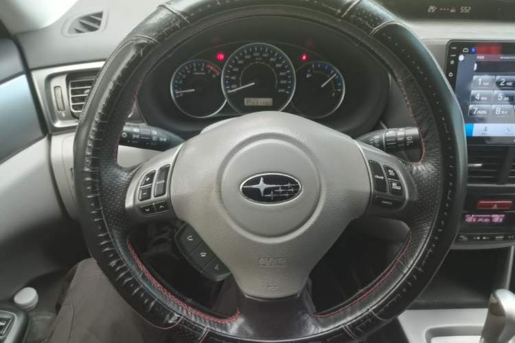 Used Subaru Forester 2011 2.5XS Automatic Luxury Edition Steering Wheel