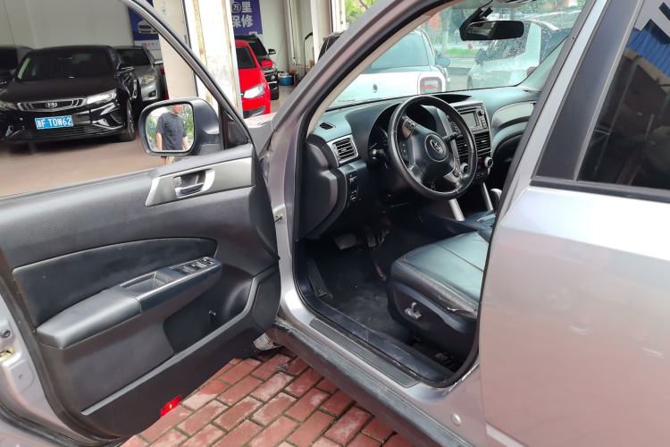 Used Subaru Forester 2011 2.5XS Automatic Luxury Edition Driver Seat