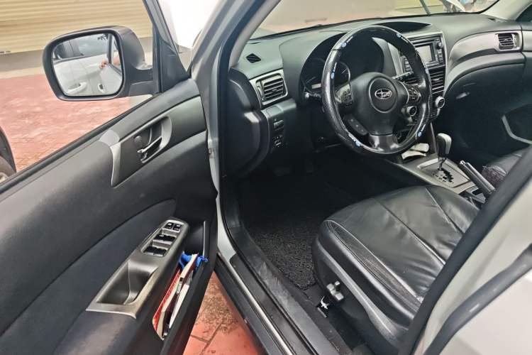 Used Subaru Forester 2011 2.5XS Automatic Luxury Edition Driver Seat