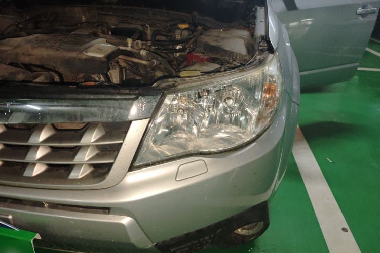 Used Subaru Forester 2011 2.0 XS Automatic Luxury Edition Engine Bay Left
