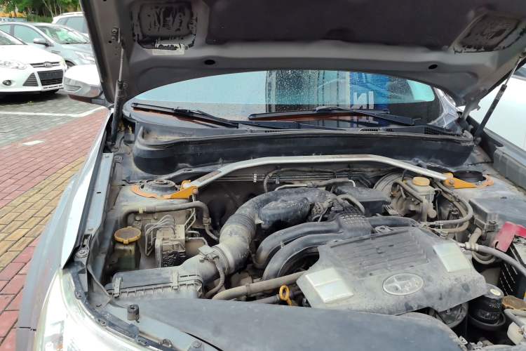 Used Subaru Forester 2011 2.5XS Automatic Luxury Edition Engine Bay Right