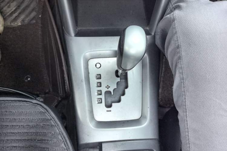 Used Subaru Forester 2011 2.5XS Automatic Luxury Edition Gear Lever