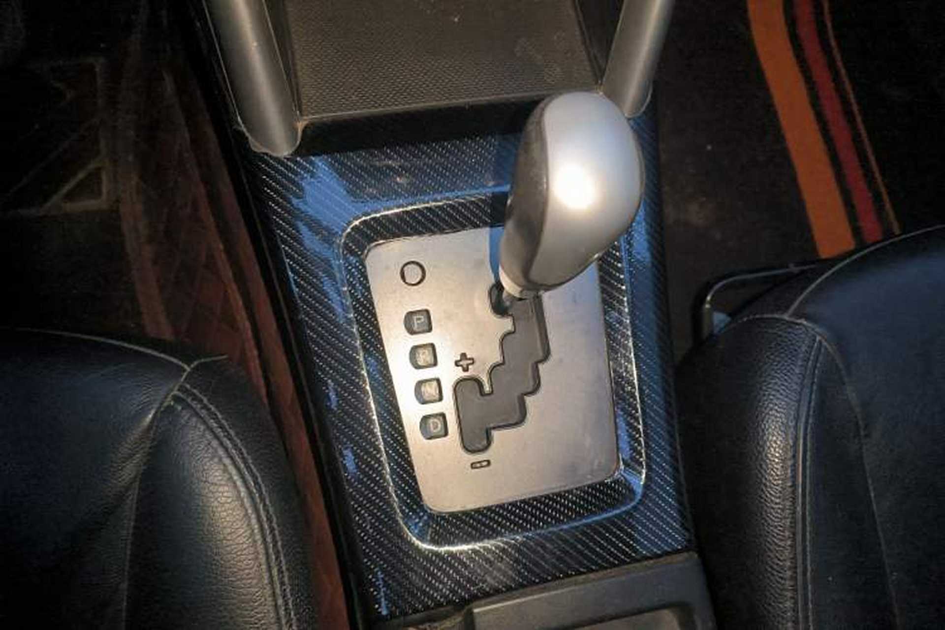 Used Subaru Forester 2011 2.5XS Automatic Luxury Edition Gear Lever