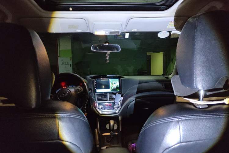 Used Subaru Forester 2011 2.5XS Automatic Luxury Edition Headliner