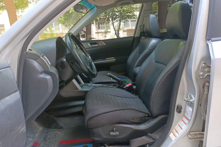 Used Subaru Forester 2011 2.5XS Automatic Luxury Edition Left Front Seat