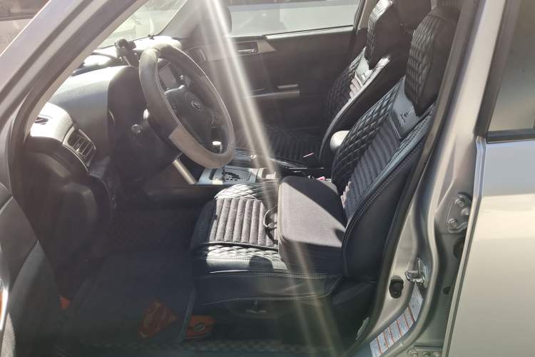 Used Subaru Forester 2011 2.5XS Automatic Luxury Edition Left Front Seat