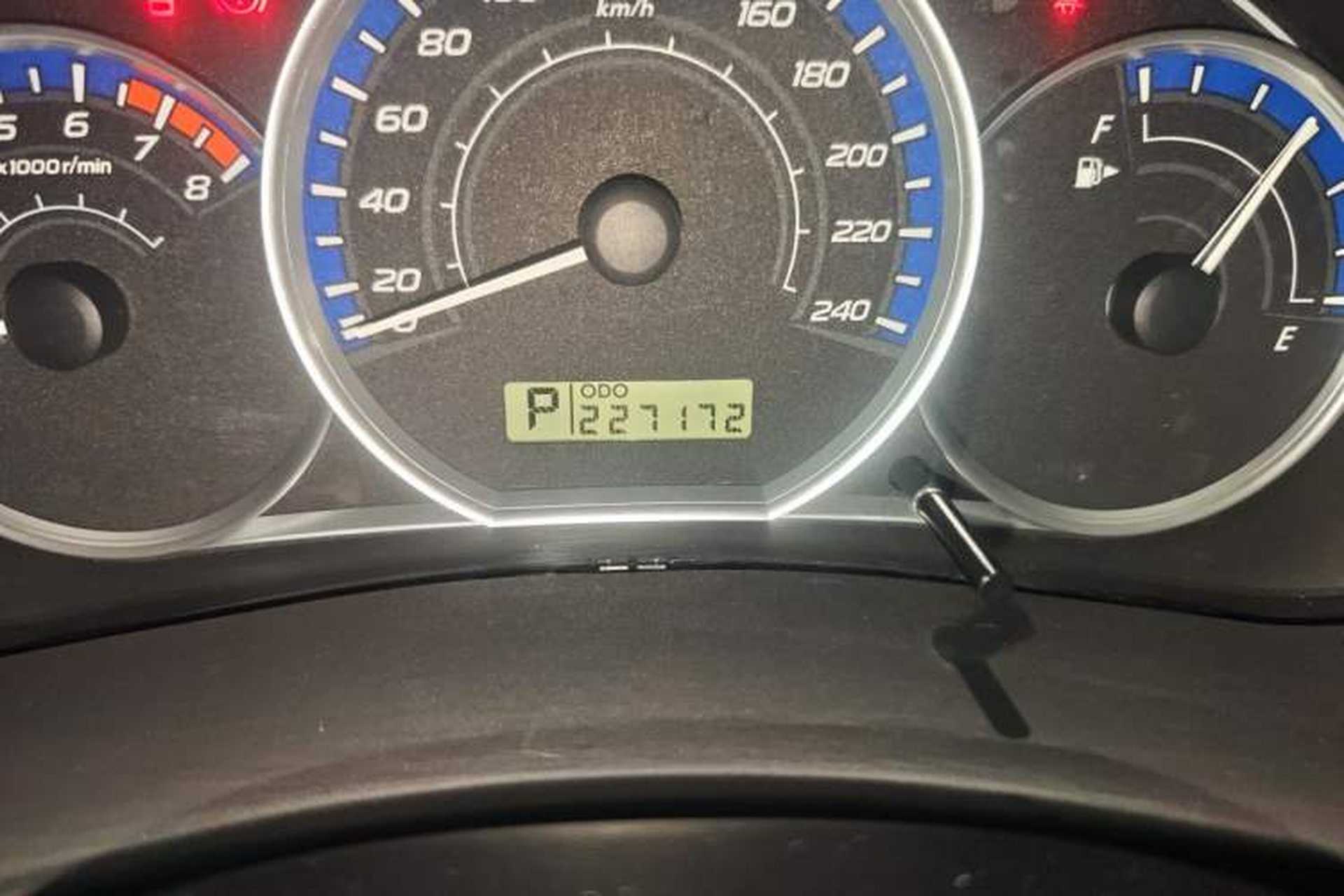 Used Subaru Forester 2011 2.0 XS Automatic Comfort Edition Odometer Close Up