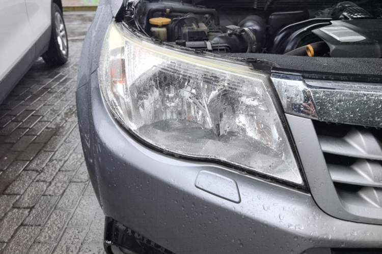 Used Subaru Forester 2011 2.5XS Automatic Luxury Edition Right Front Headlight